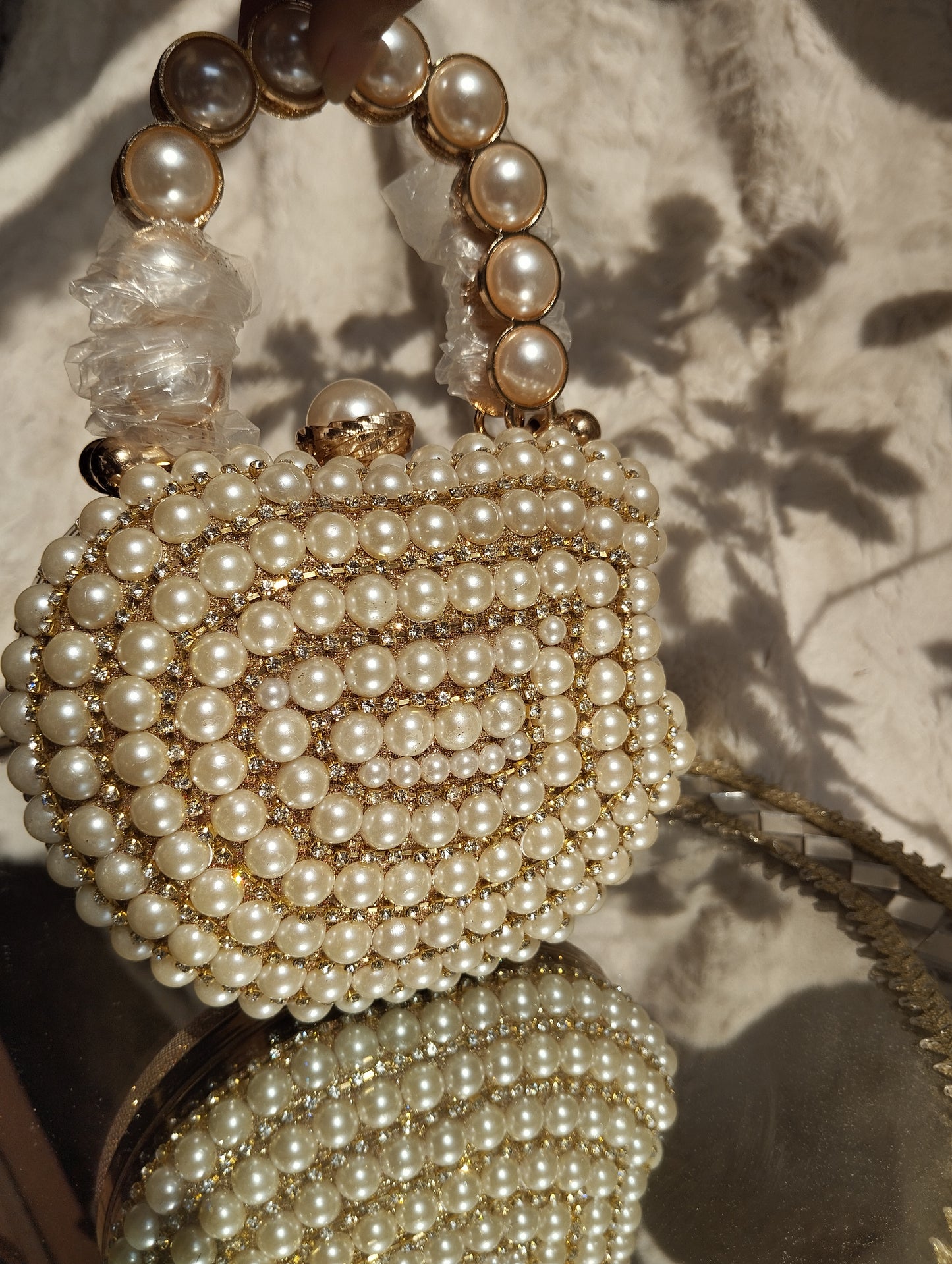 Pearly Apple Clutch