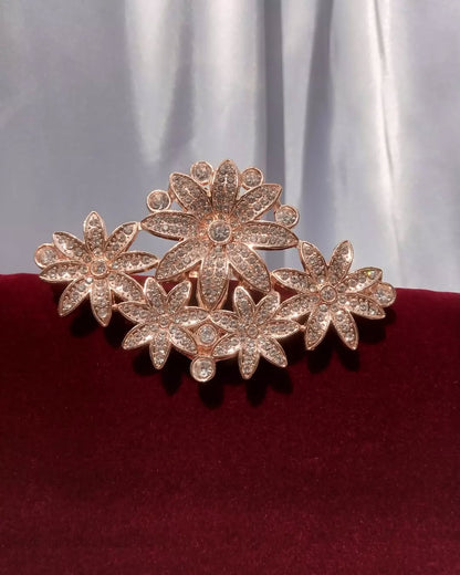 Basic Flower Clutch