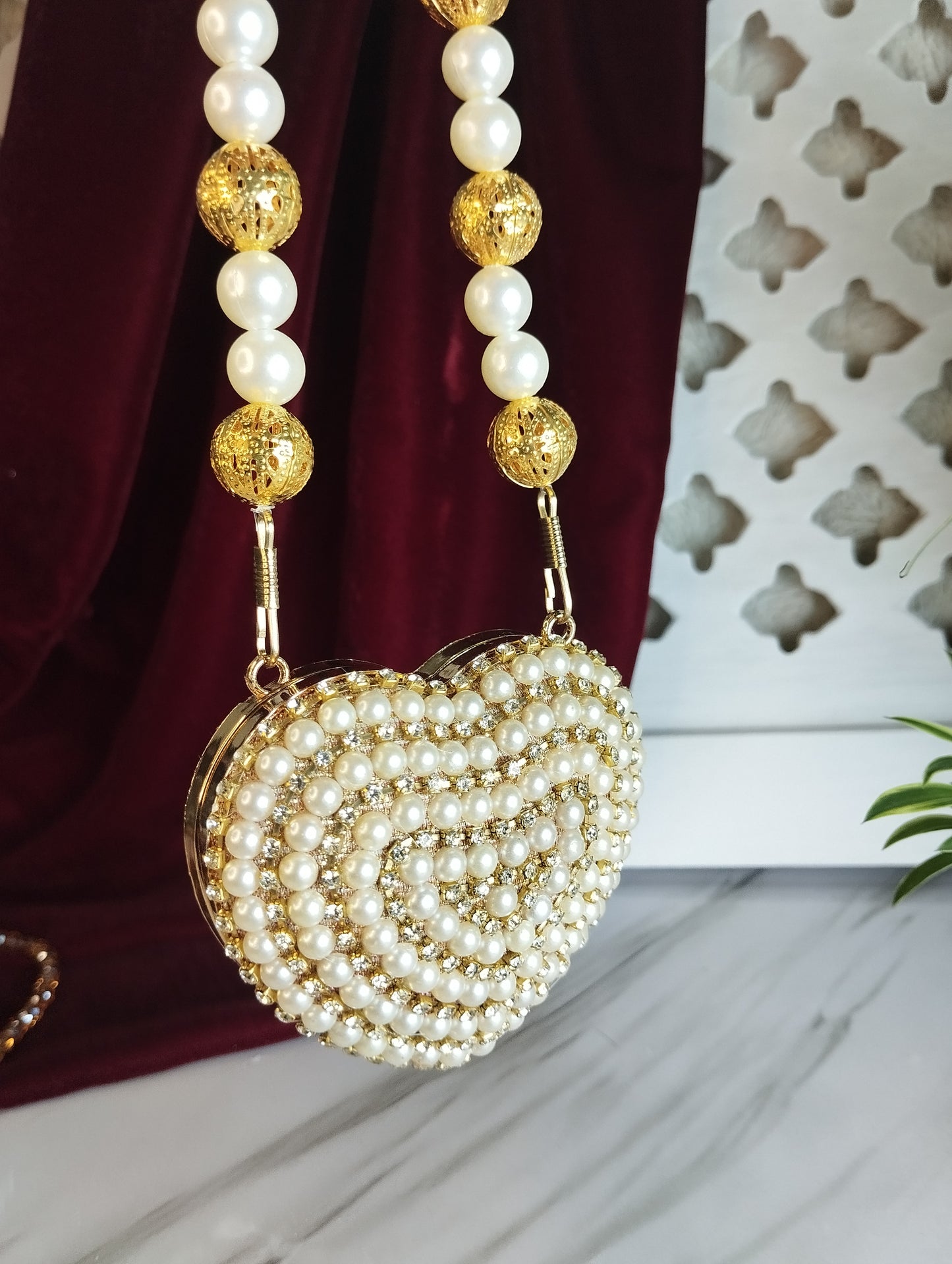 Mini Heart Clutch "OPAL"