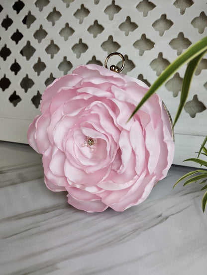 Floral blossom clutch