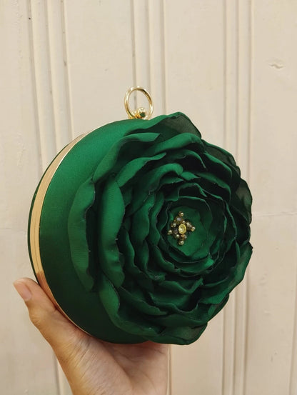 Floral blossom clutch