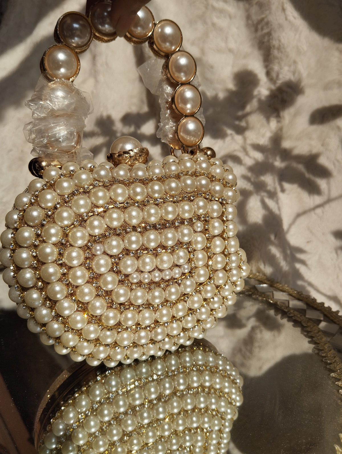 Pearly Apple Clutch