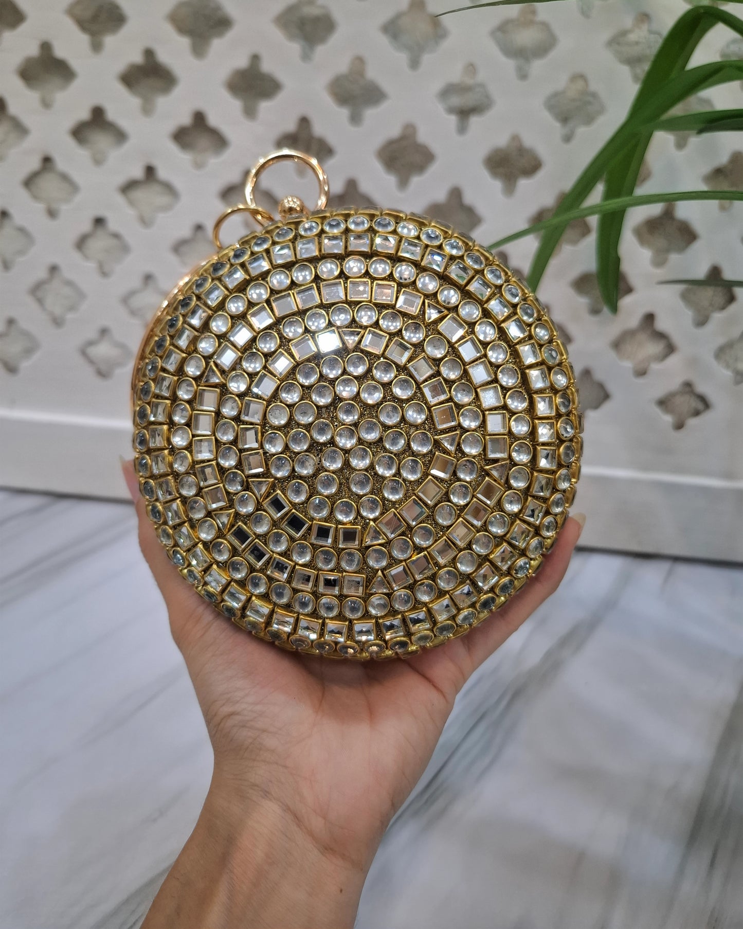 Round Kundan Clutch