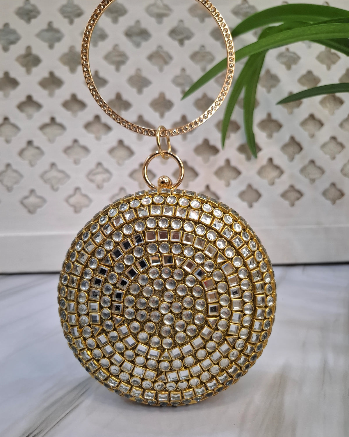 Round Kundan Clutch