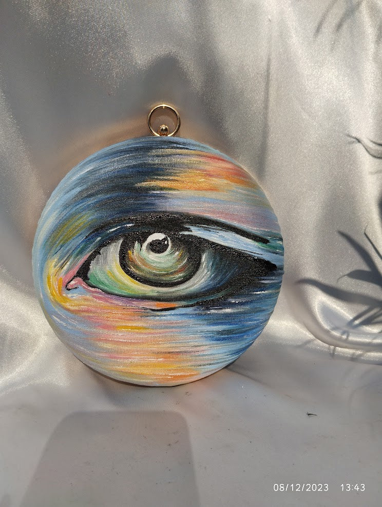 The EYE-Handpainted