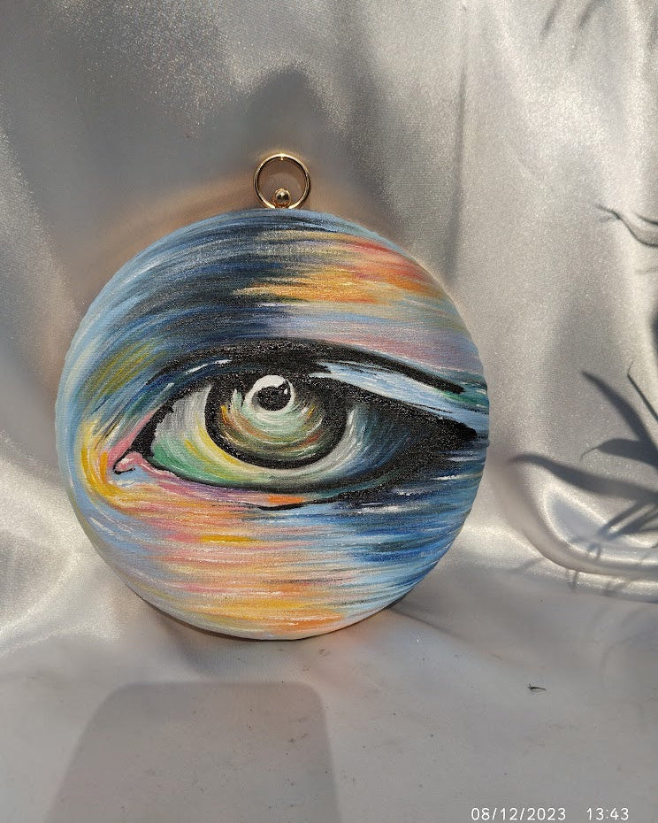 The EYE-Handpainted