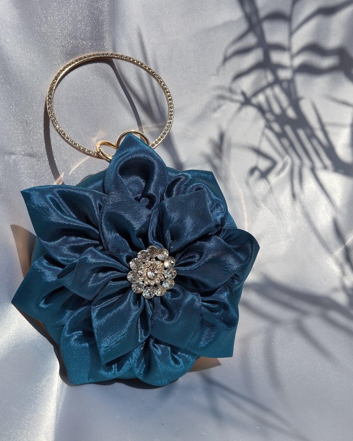 Flora Round Party Clutch