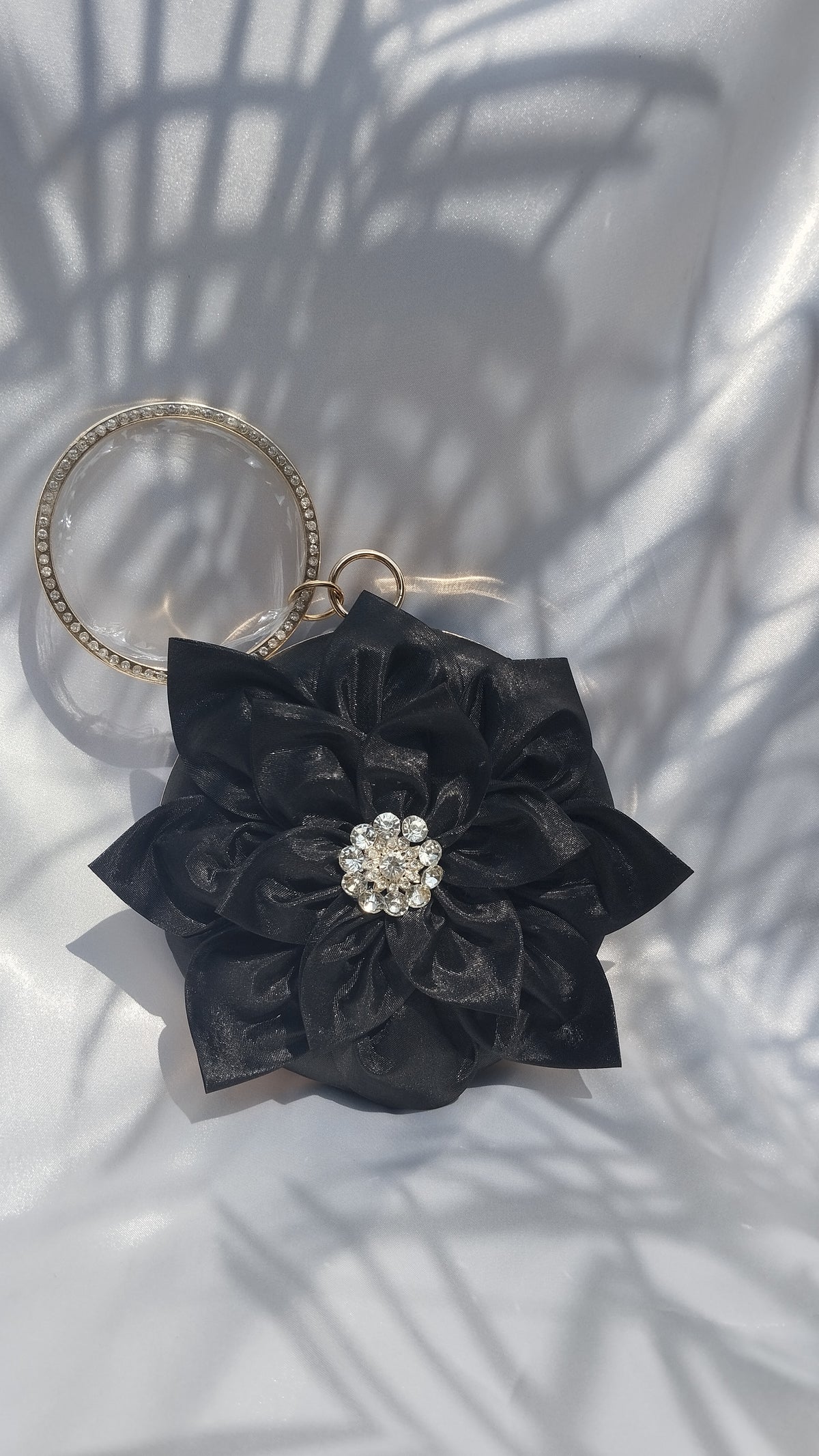 Flora Round Party Clutch